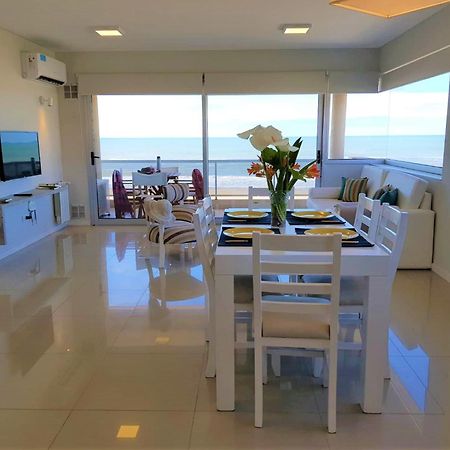Hotel Tejas Rojas Villa Gesell Bagian luar foto