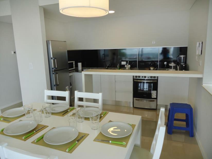 Hotel Tejas Rojas Villa Gesell Bagian luar foto