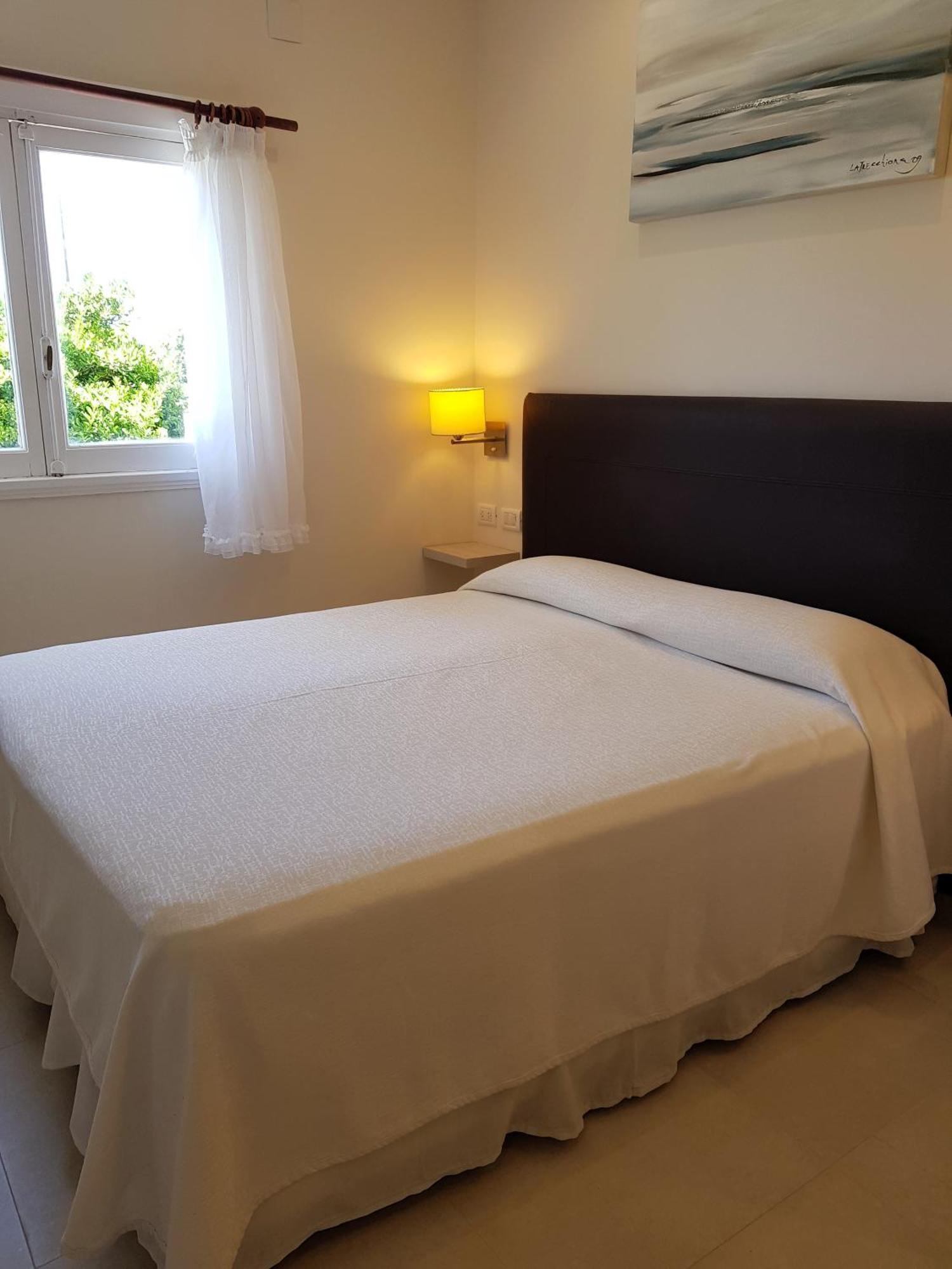 Hotel Tejas Rojas Villa Gesell Bagian luar foto