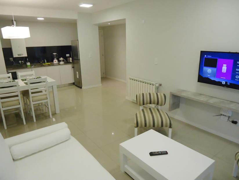 Hotel Tejas Rojas Villa Gesell Bagian luar foto