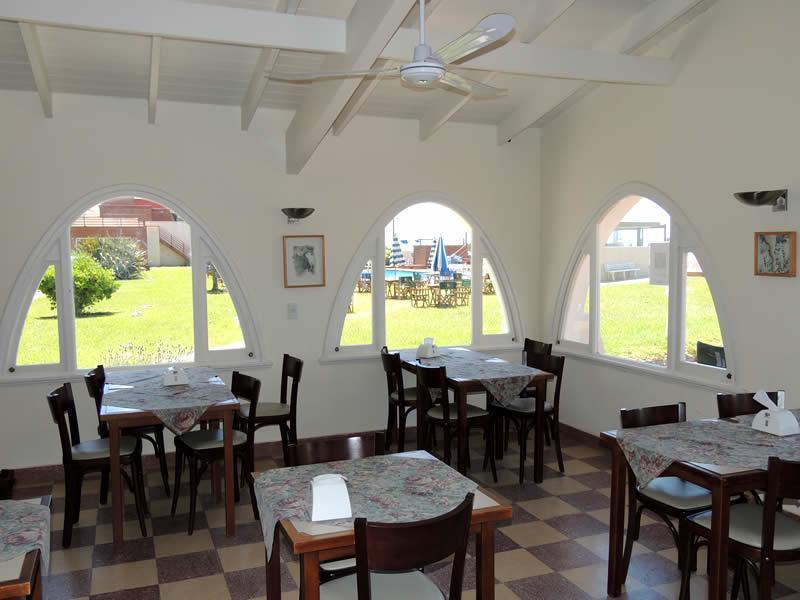 Hotel Tejas Rojas Villa Gesell Bagian luar foto