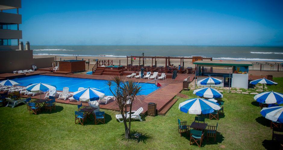 Hotel Tejas Rojas Villa Gesell Bagian luar foto